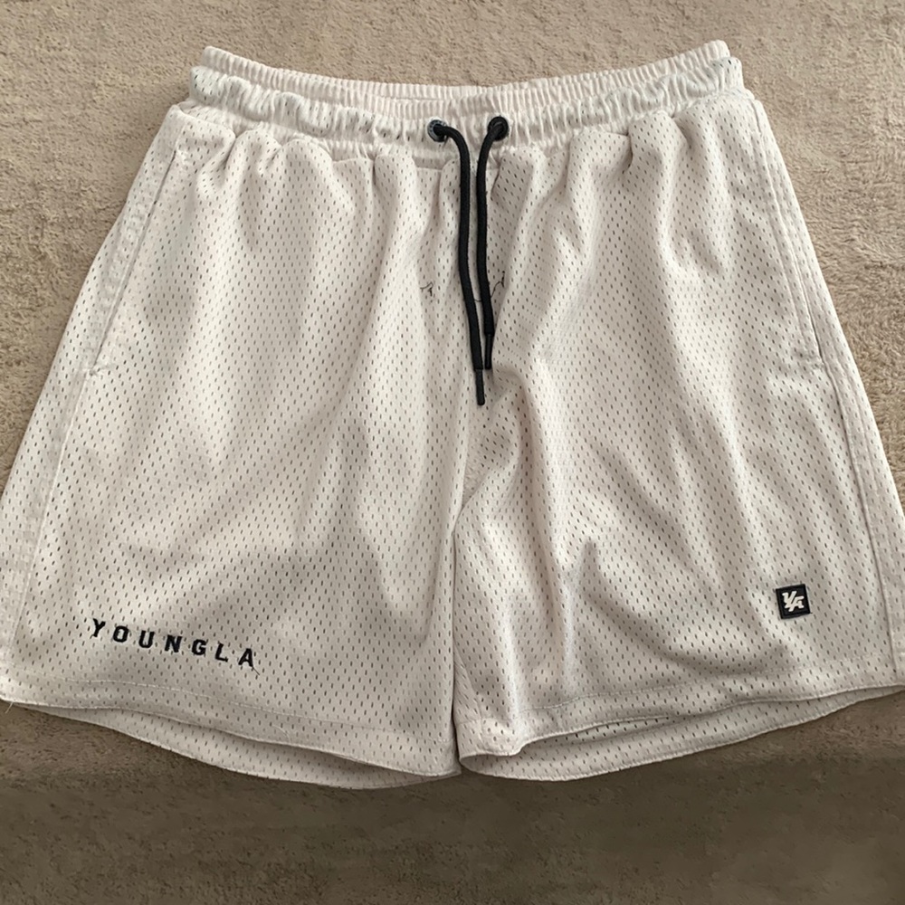 YoungLa essential basketball shorts size medium men’s